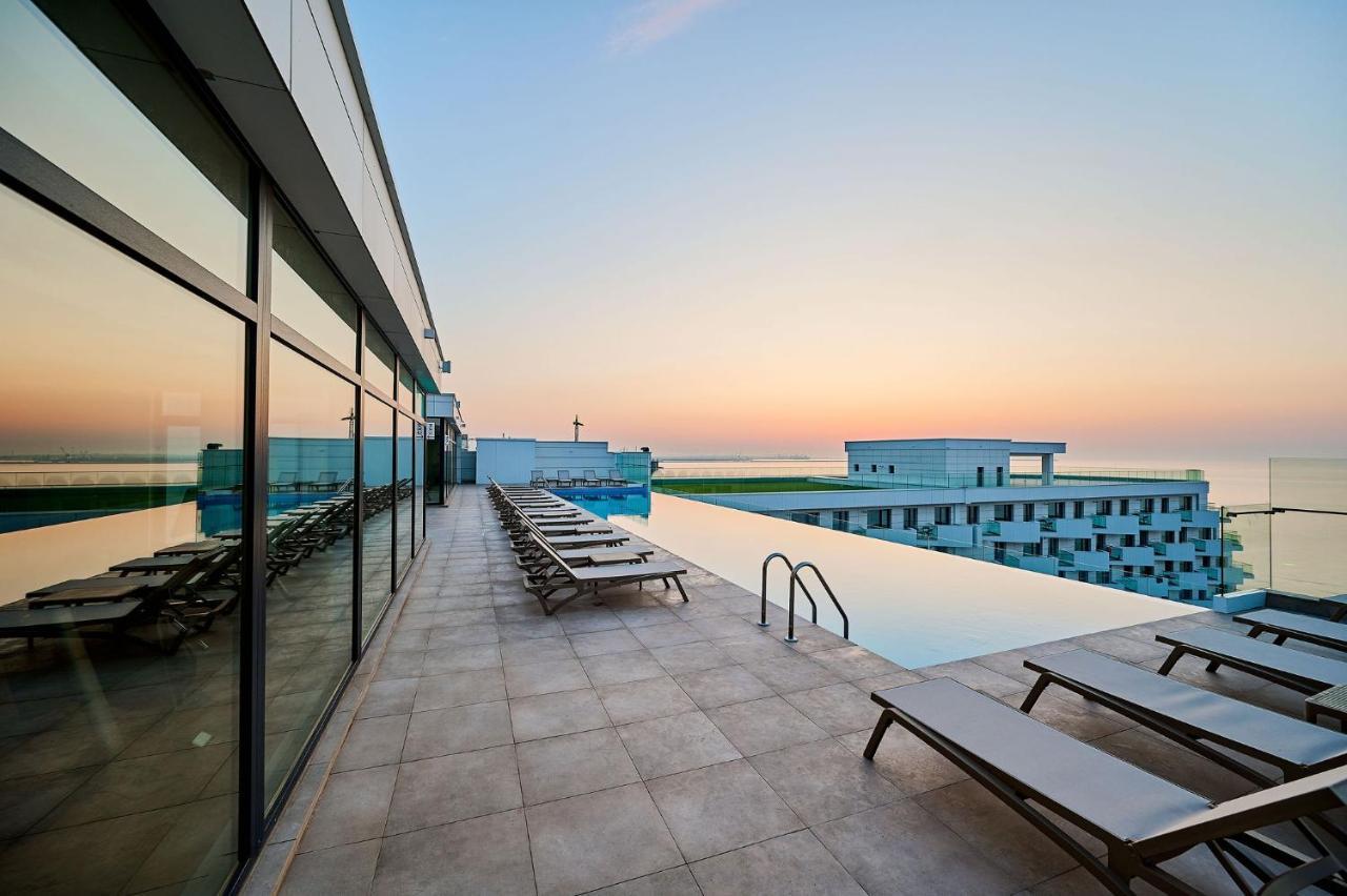 Alezzi Infinity Aparthotel & Spa Năvodari Extérieur photo