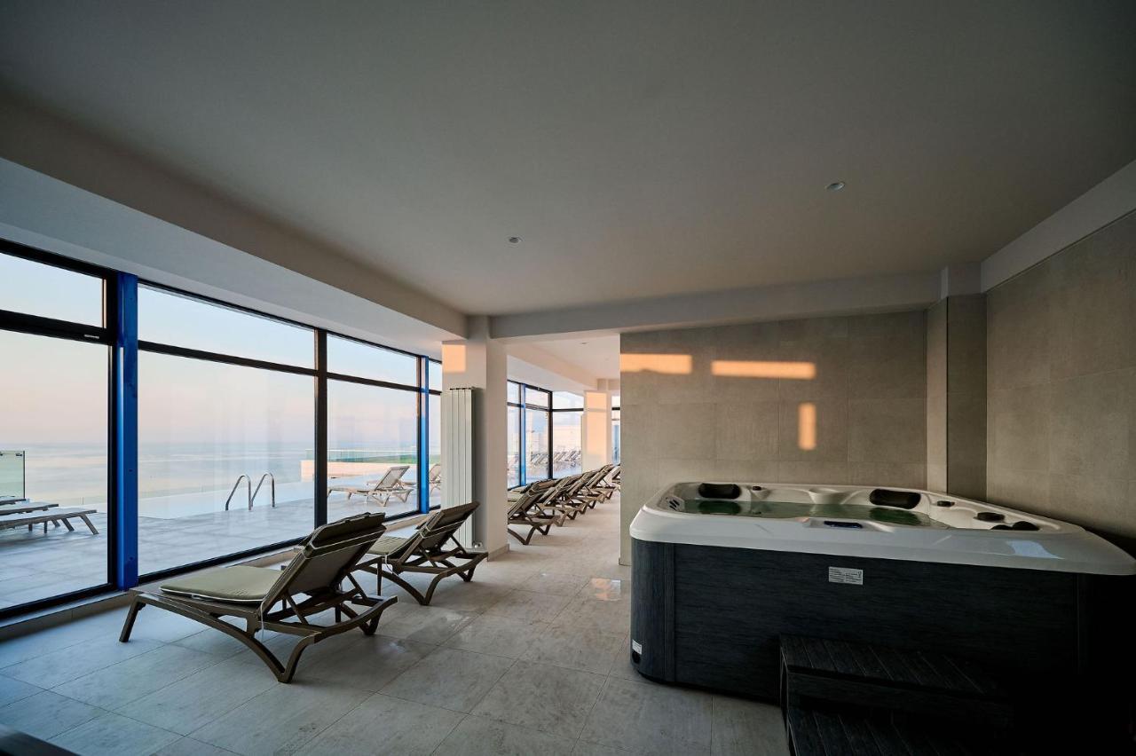 Alezzi Infinity Aparthotel & Spa Năvodari Extérieur photo